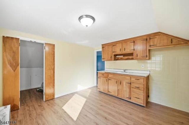 309 Erie Ave, Midland Park Boro, NJ 07432