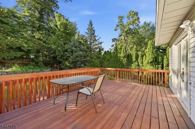 309 Erie Ave, Midland Park Boro, NJ 07432