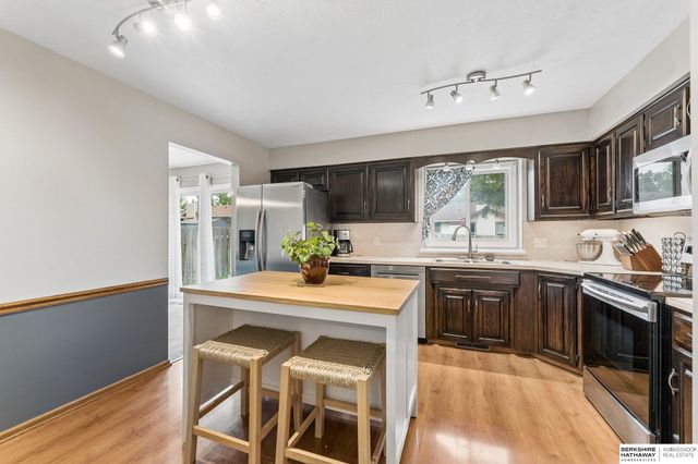 15286 U Street, Omaha, NE 68137