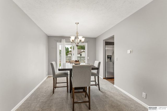 15286 U Street, Omaha, NE 68137