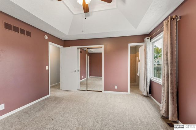 15286 U Street, Omaha, NE 68137