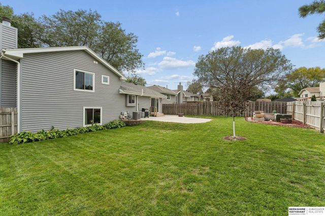 15286 U Street, Omaha, NE 68137