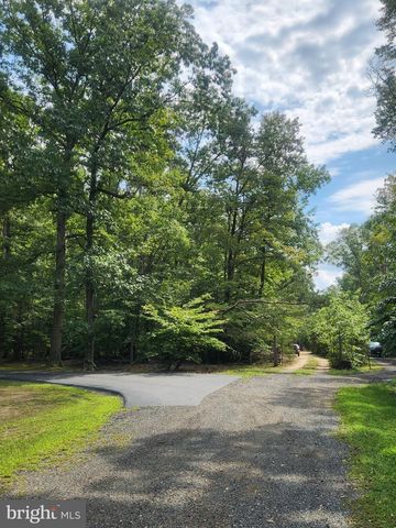 9740 HICKORY LN, La Plata, MD 20646