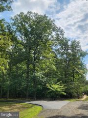 9740 HICKORY LN, La Plata, MD 20646