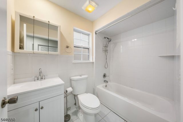 128 Baltimore Ave, Hillside Twp., NJ 07205