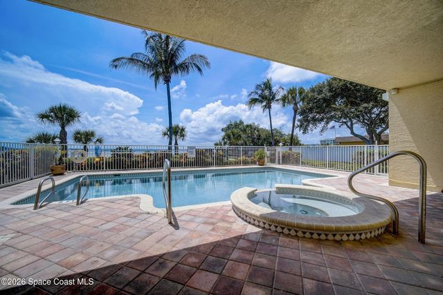 121 Seminole Lane, Cocoa Beach, FL 32931