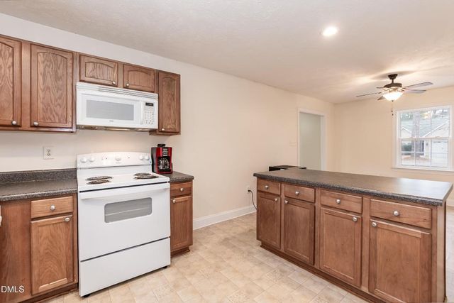 3115 Wedgewood Drive, Fayetteville, NC 28301