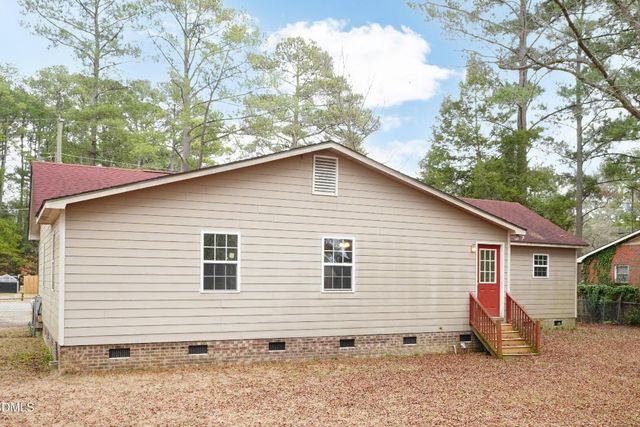 3115 Wedgewood Drive, Fayetteville, NC 28301