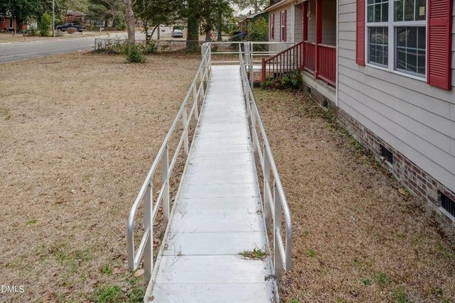 3115 Wedgewood Drive, Fayetteville, NC 28301