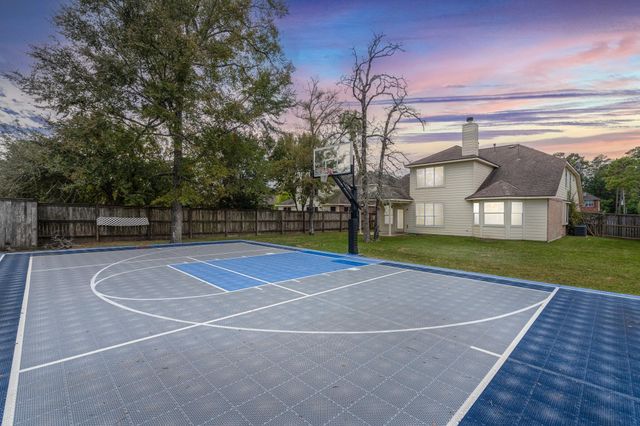 33010 Greenfield Forest Drive, Magnolia, TX 77354