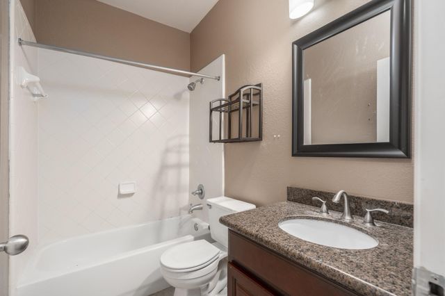 33010 Greenfield Forest Drive, Magnolia, TX 77354