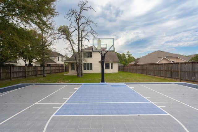 33010 Greenfield Forest Drive, Magnolia, TX 77354