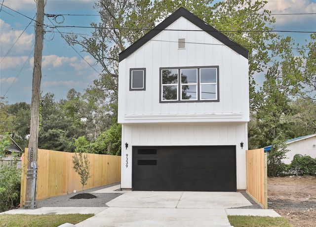 9339 Lavender St, North Houston, TX 77016