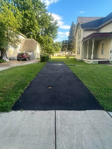 43 Lincoln Street Street, Mount Clemens, MI 48043