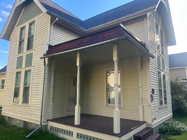 43 Lincoln Street Street, Mount Clemens, MI 48043