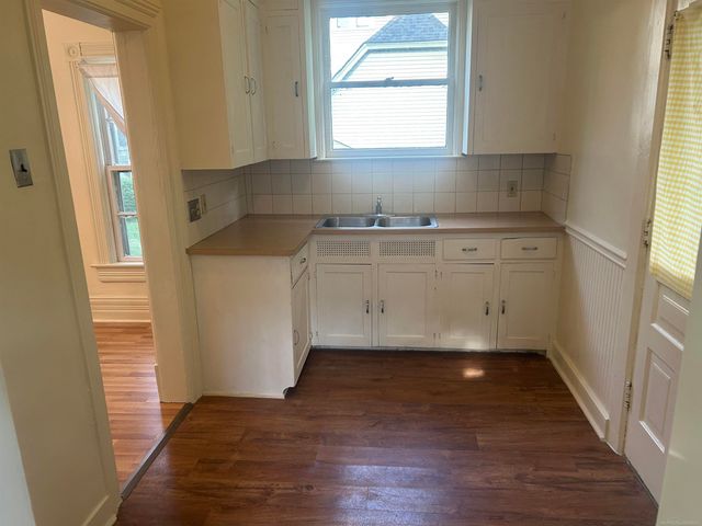 43 Lincoln Street Street, Mount Clemens, MI 48043