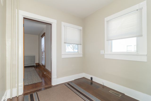 621 N State Street, Greenfield, IN 46140