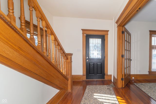 621 N State Street, Greenfield, IN 46140