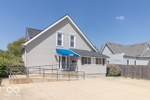 621 N State Street, Greenfield, IN 46140