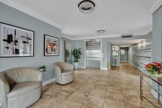 2850 N Palm Aire Drive 401, Pompano Beach, FL 33069