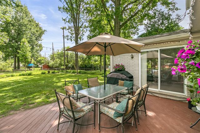 30215 Stockton Avenue, Farmington Hills, MI 48336