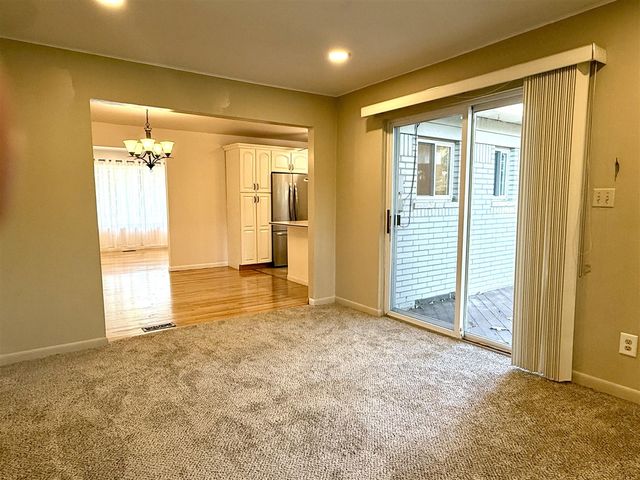 30215 Stockton Avenue, Farmington Hills, MI 48336