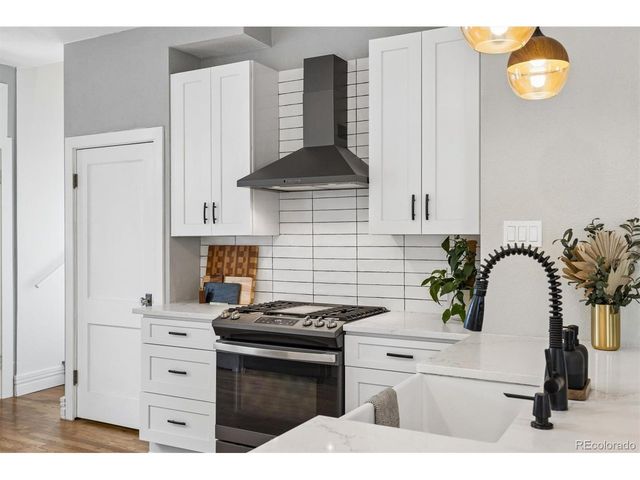 3139 N Franklin St, Denver, CO 80205