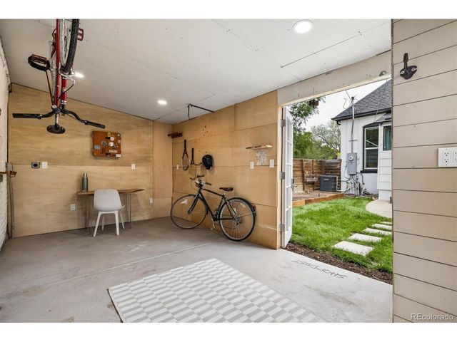 3139 N Franklin St, Denver, CO 80205