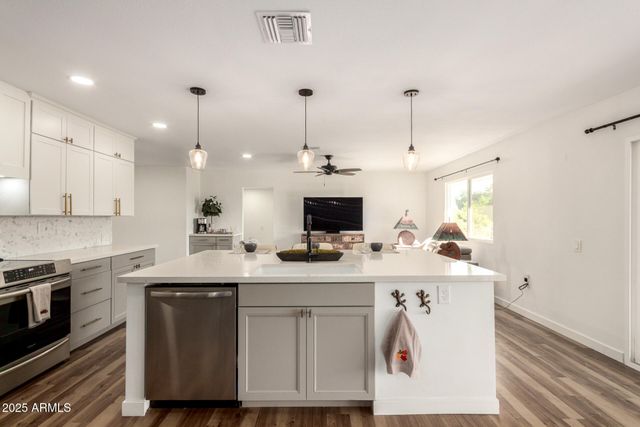 12635 N SUN VALLEY Drive, Sun City, AZ 85351