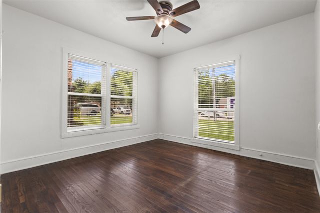 301 Maple Street, Richardson, TX 75081