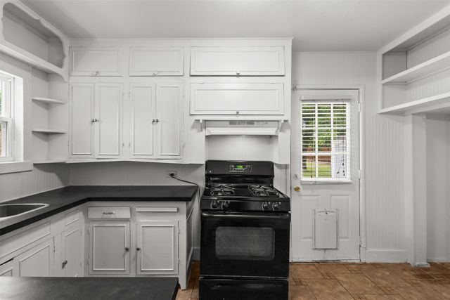 301 Maple Street, Richardson, TX 75081