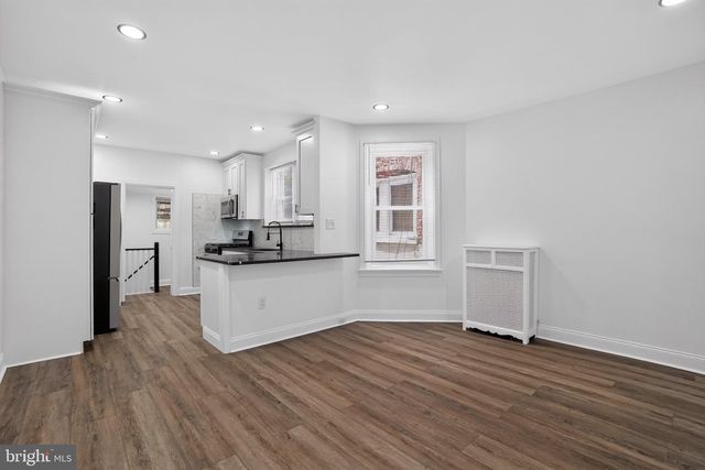 1152 S 53RD ST S, Philadelphia, PA 19143