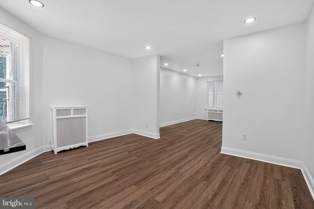 1152 S 53RD ST S, Philadelphia, PA 19143