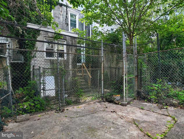 1152 S 53RD ST S, Philadelphia, PA 19143