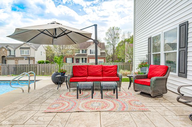 11093 Ragsdale Place, Fishers, IN 46037