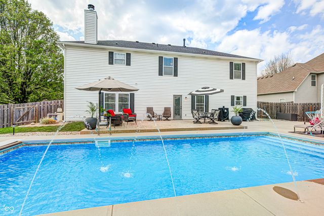 11093 Ragsdale Place, Fishers, IN 46037