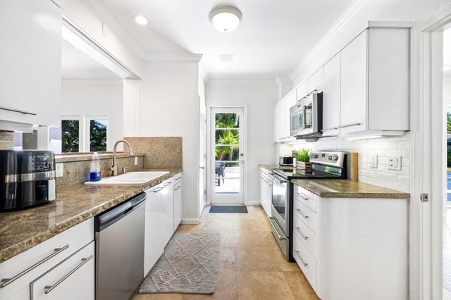 247 Plymouth Road, West Palm Beach, FL 33405