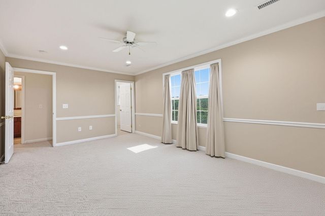 1049 Heathcliff Drive, Richmond, KY 40475