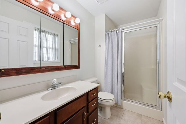 1049 Heathcliff Drive, Richmond, KY 40475