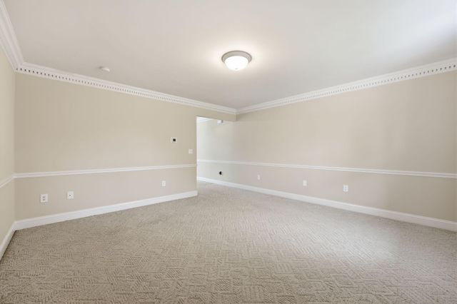 1049 Heathcliff Drive, Richmond, KY 40475