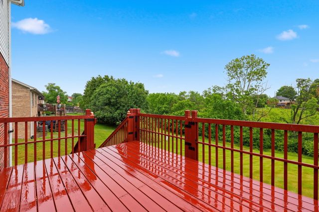 1049 Heathcliff Drive, Richmond, KY 40475