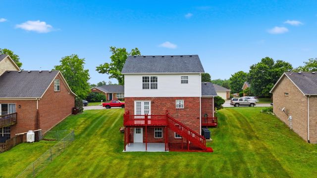 1049 Heathcliff Drive, Richmond, KY 40475