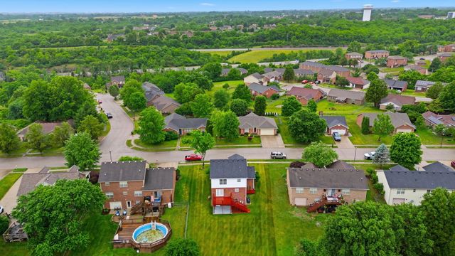 1049 Heathcliff Drive, Richmond, KY 40475