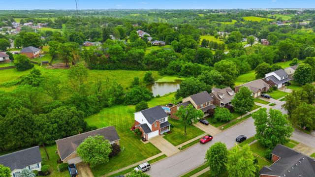1049 Heathcliff Drive, Richmond, KY 40475