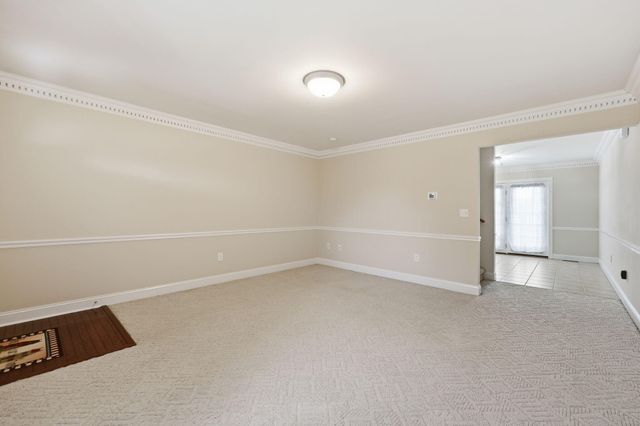 1049 Heathcliff Drive, Richmond, KY 40475