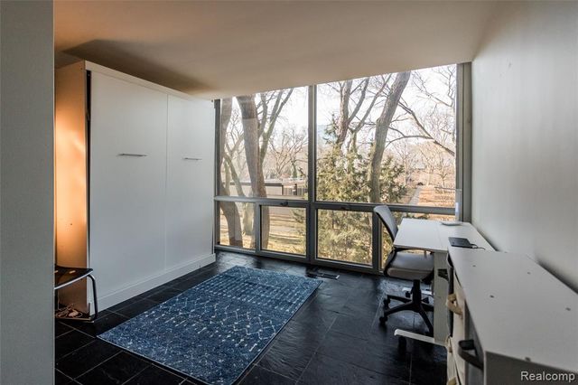 1363 Nicolet Place, Detroit, MI 48207