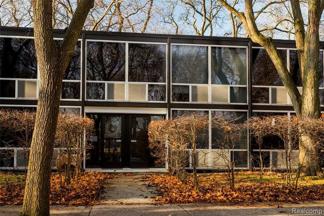 1363 Nicolet Place, Detroit, MI 48207