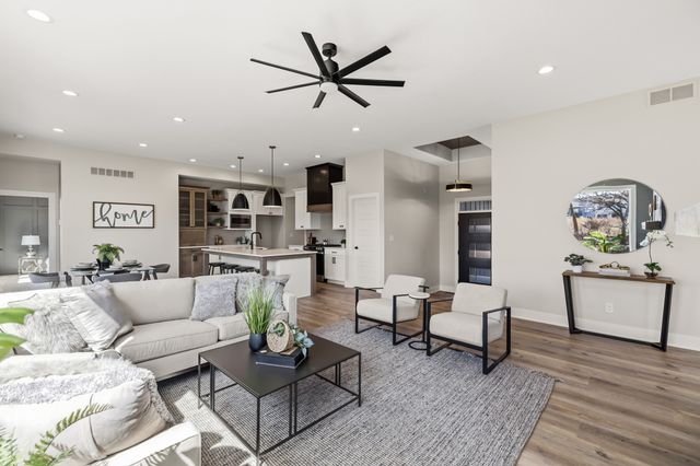 9806 Watermeadow Circle, Johnston, IA 50131