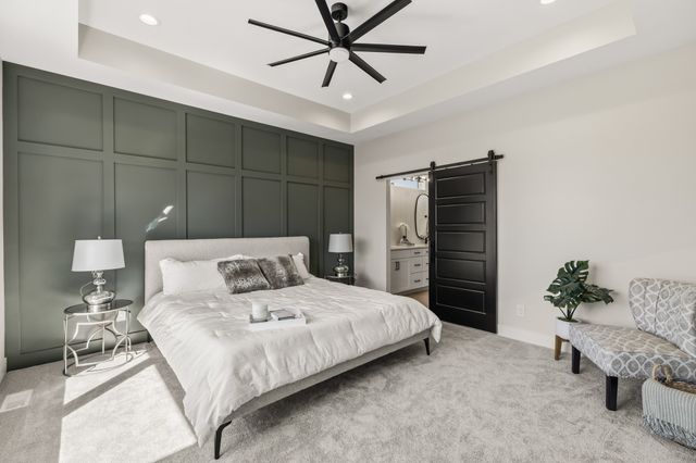 9806 Watermeadow Circle, Johnston, IA 50131