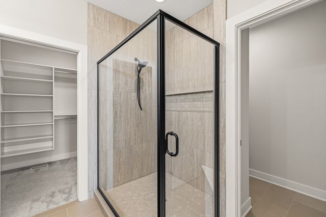 9806 Watermeadow Circle, Johnston, IA 50131